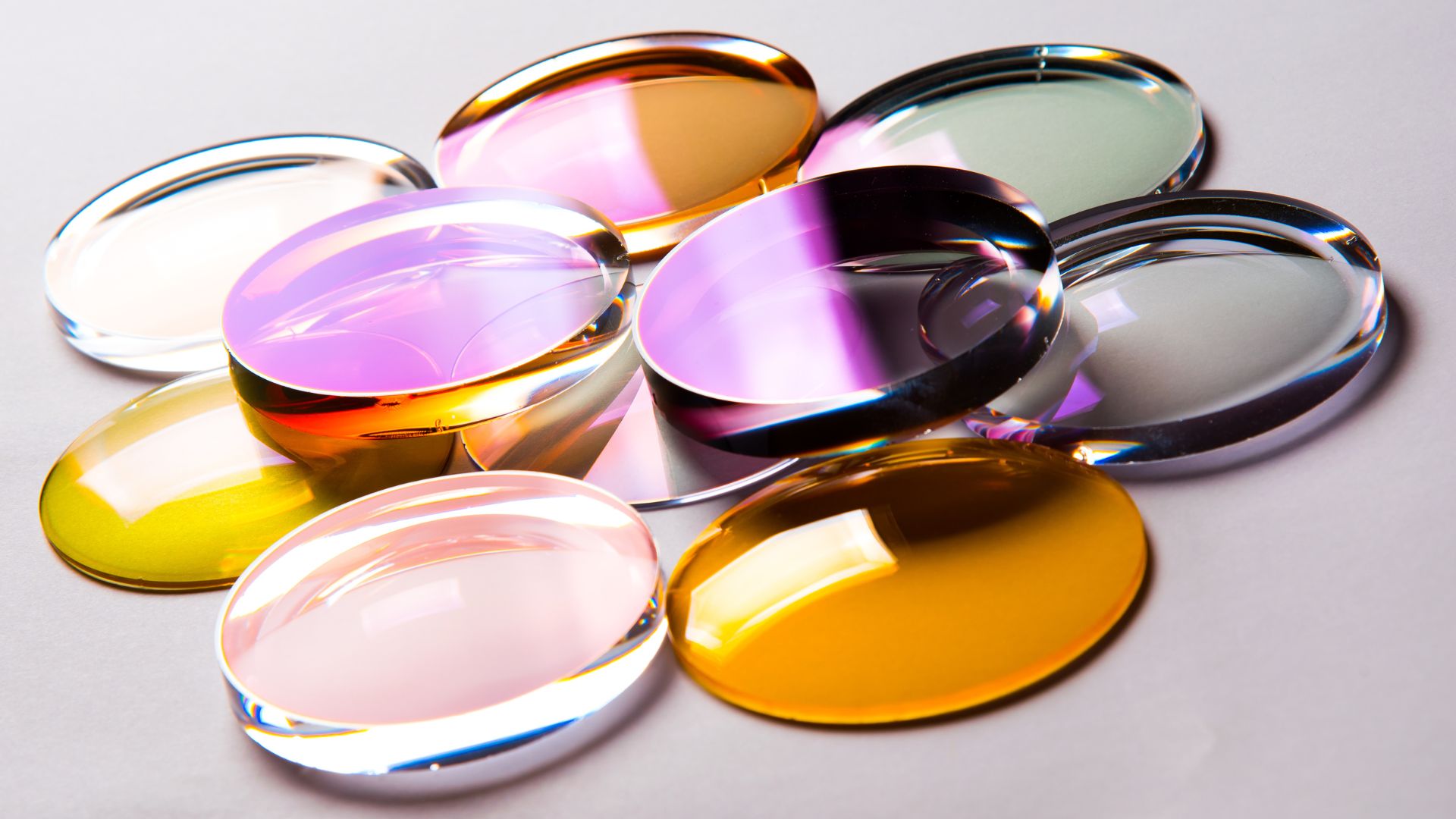 Photochromatic Lenses are piled together.